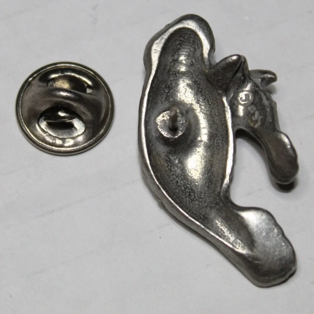 JJ Pin Manatee Mother Baby Pewter Silver Tone Vintage Marine Animal Lapel USA